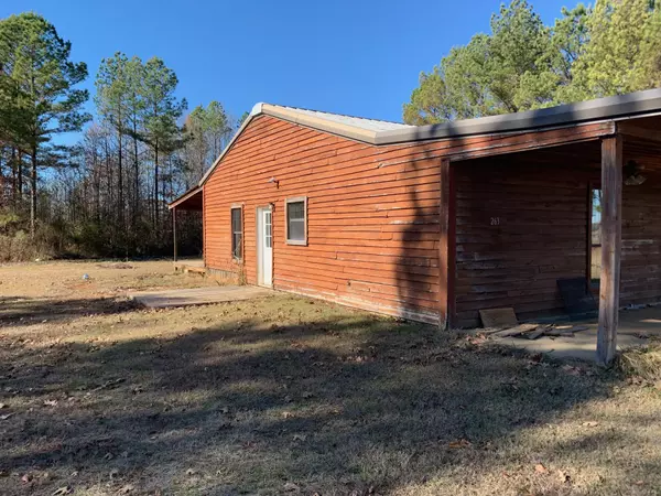 Houlka, MS 38850,263 Co Rd 3