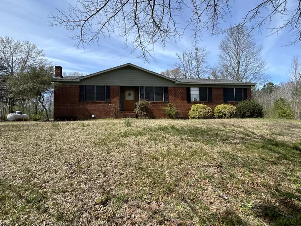 5 CR 1421, Booneville, MS 38829