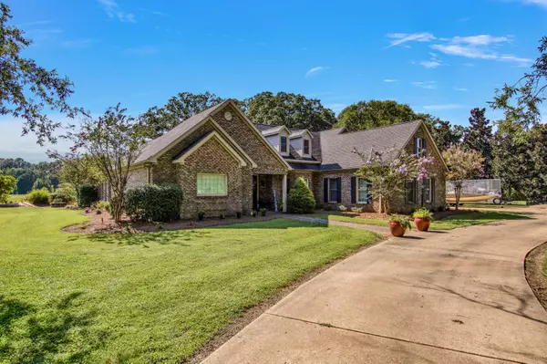 Amory, MS 38821,50019 Oak Meadows Ln.