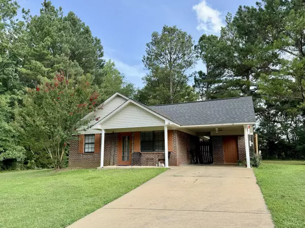 216 Camellia Cv., Booneville, MS 38829