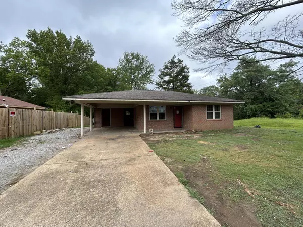 Booneville, MS 38829,307 N Smith St.