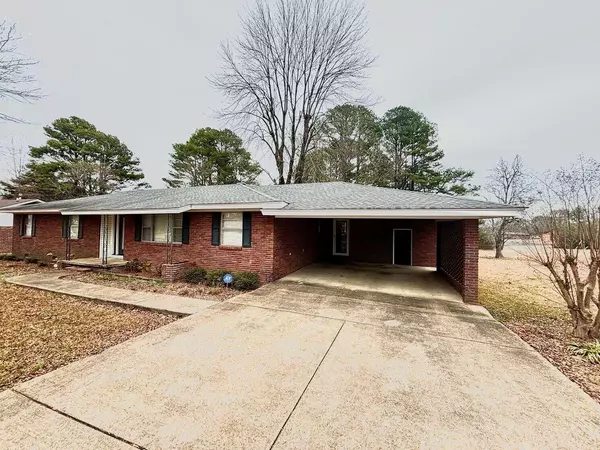 201 Windham, Booneville, MS 38829