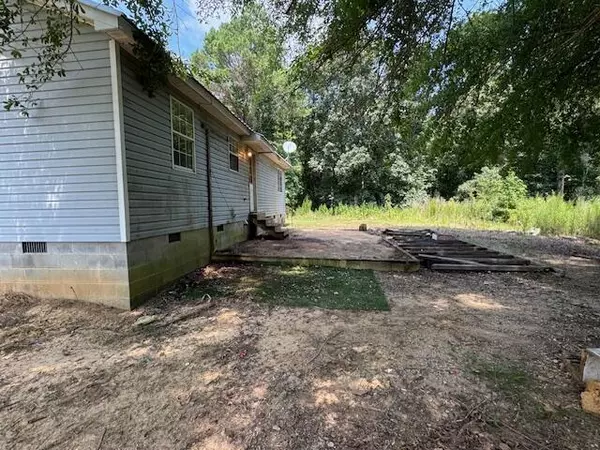 Booneville, MS 38829,393 CR 1101