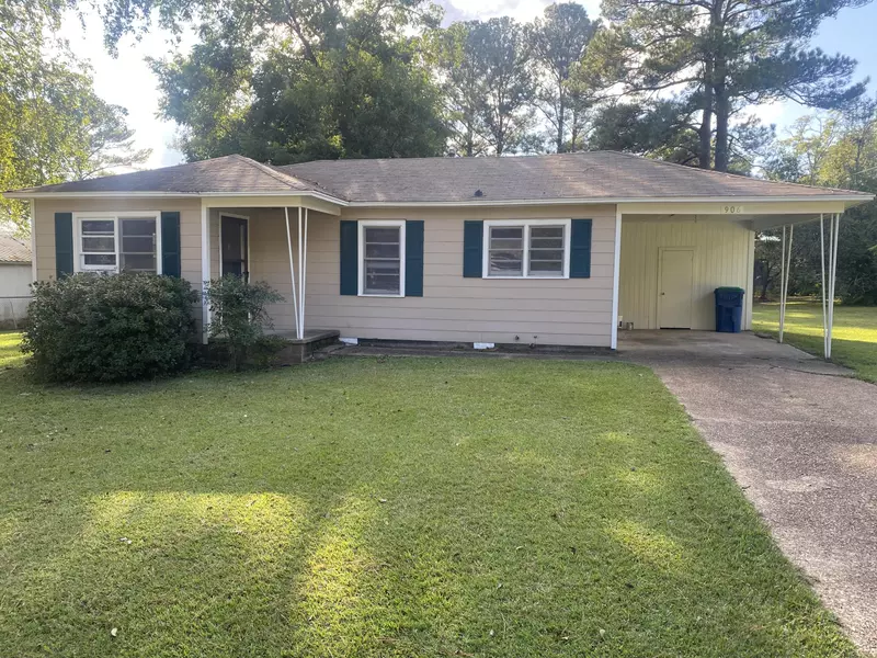 906 S Roberts St., Fulton, MS 38843