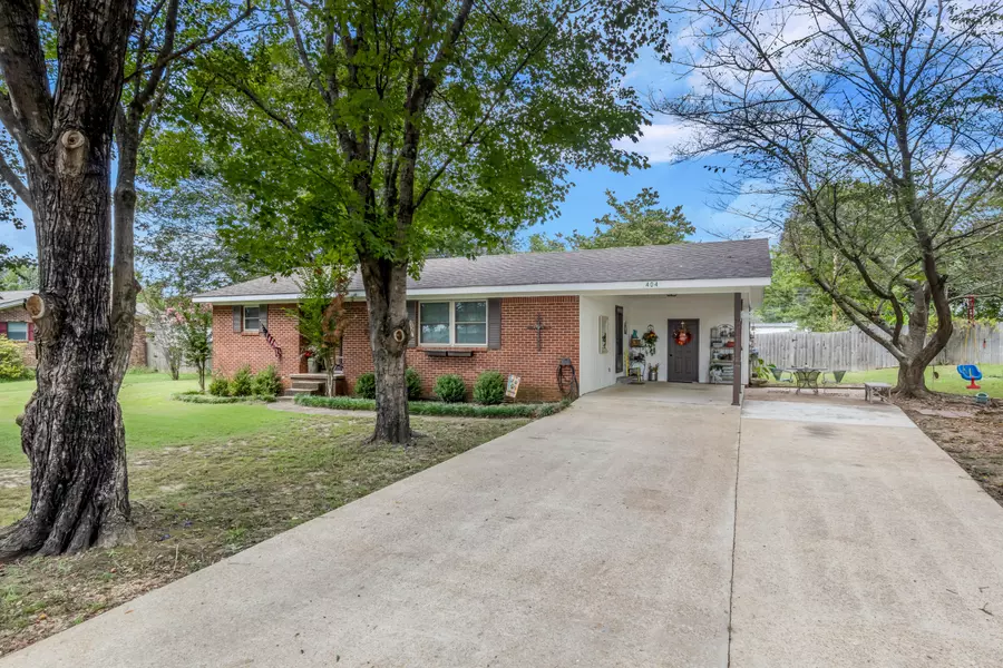 404 W Fair St., Fulton, MS 38843