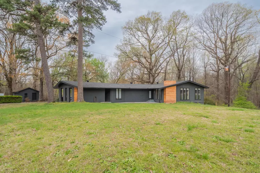 2140 US-72, Corinth, MS 38834