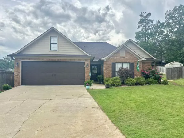 Mooreville, MS 38857,105 Coal Dr.
