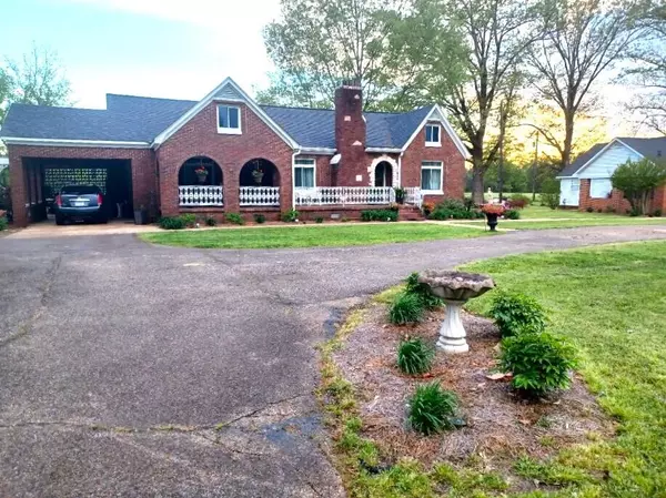 Houston, MS 38851,1264 Hwy 8 East