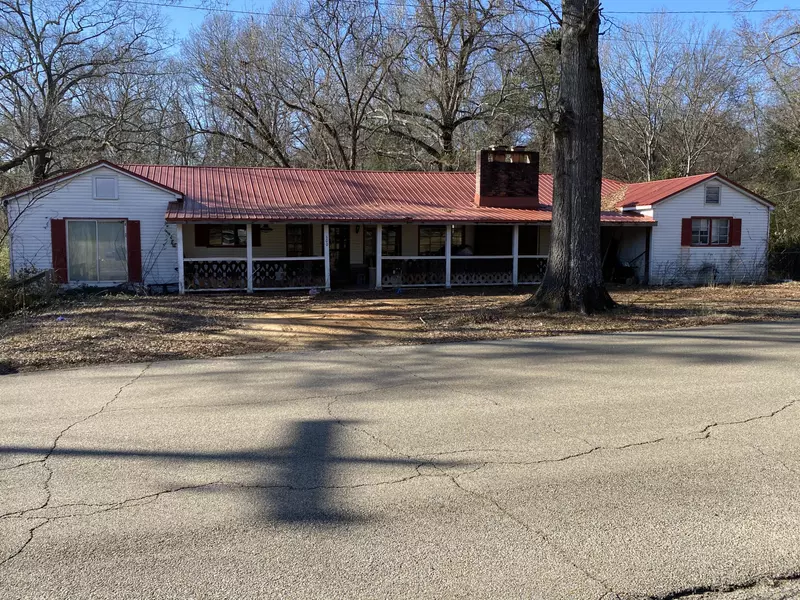 500 S Cummings St., Fulton, MS 38843