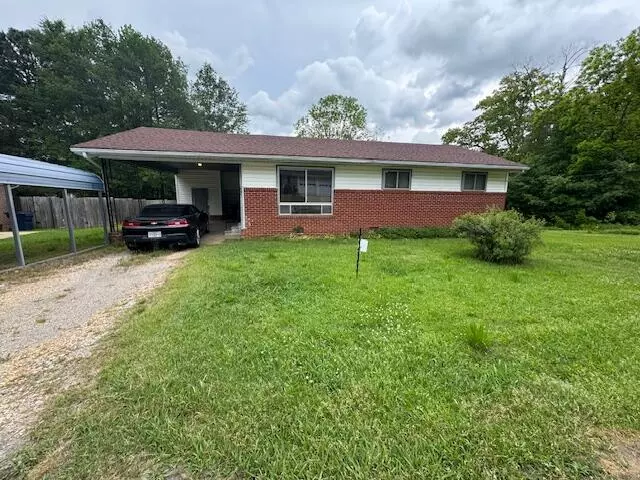 102 Frank Street, Booneville, MS 38829