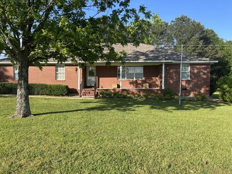 3714 W Chambers Dr., Booneville, MS 38829