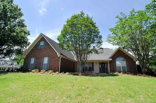 Tupelo, MS 38801,4413 Meadow Lake Dr.