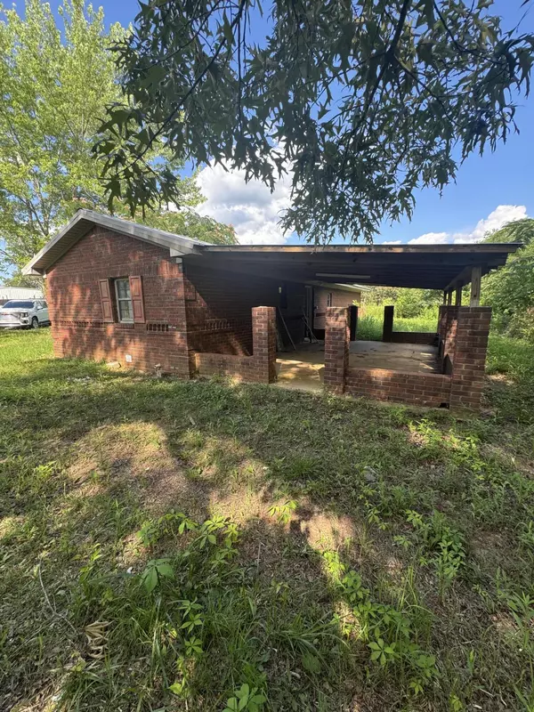 Pontotoc, MS 38863,7130 MS-41