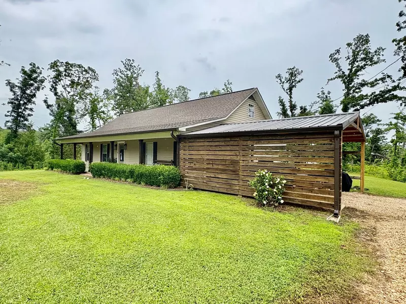 20821 Coontail Road, Aberdeen, MS 39730