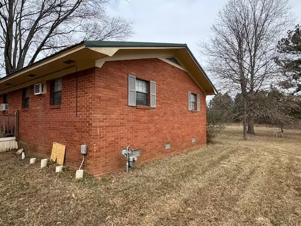 Ecru, MS 38841,165 Matthews