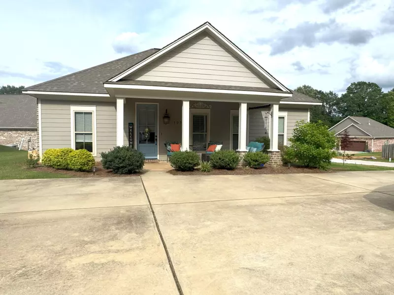 1074 County Road 90, New Albany, MS 38652