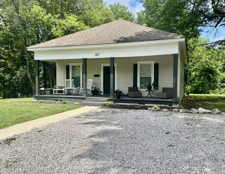 307 Alabama St., New Albany, MS 38652