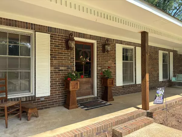 Fulton, MS 38843,110 Sidney Dr.