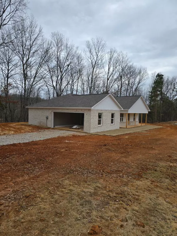 Pontotoc, MS 38863,1726 Reeder Hill Road