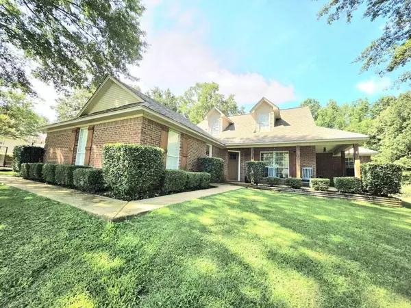 Saltillo, MS 38866,129 Connie Dr.