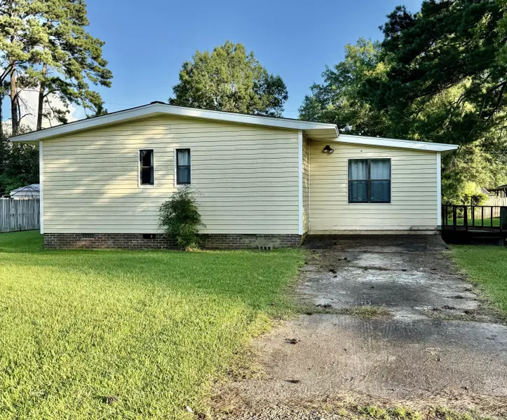 1002 Walnut St., Amory, MS 38821