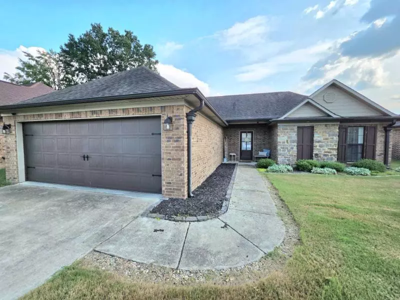 101 Sandpiper, Mooreville, MS 38857