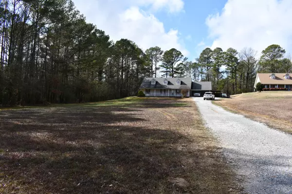 135 Road 1055, Plantersville, MS 38862
