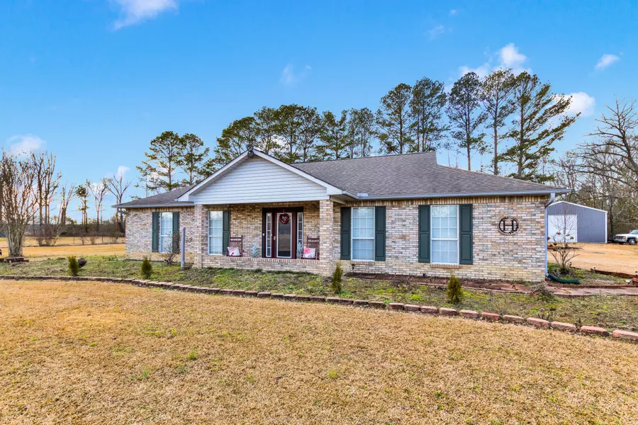 60018 Drew Ln., Smithville, MS 38870