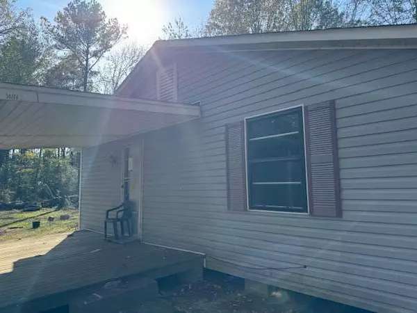 Okolona, MS 38860,30156 Okolona Road