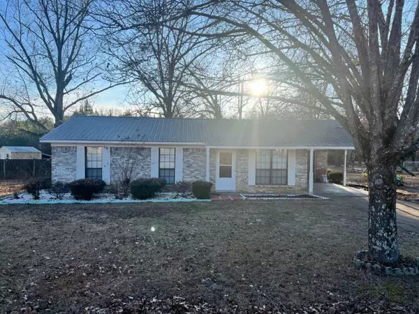 Houston, MS 38851,509 Collins