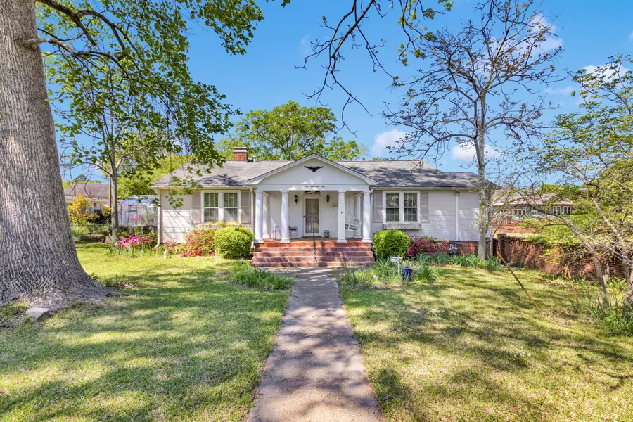 101 Davis Dr., Aberdeen, MS 39730