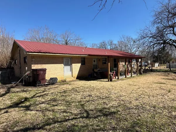 Okolona, MS 38860,579 E Monroe