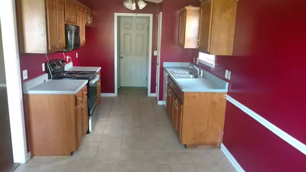 Marion, AR 72364,903 PLEASANT PLAINS CV