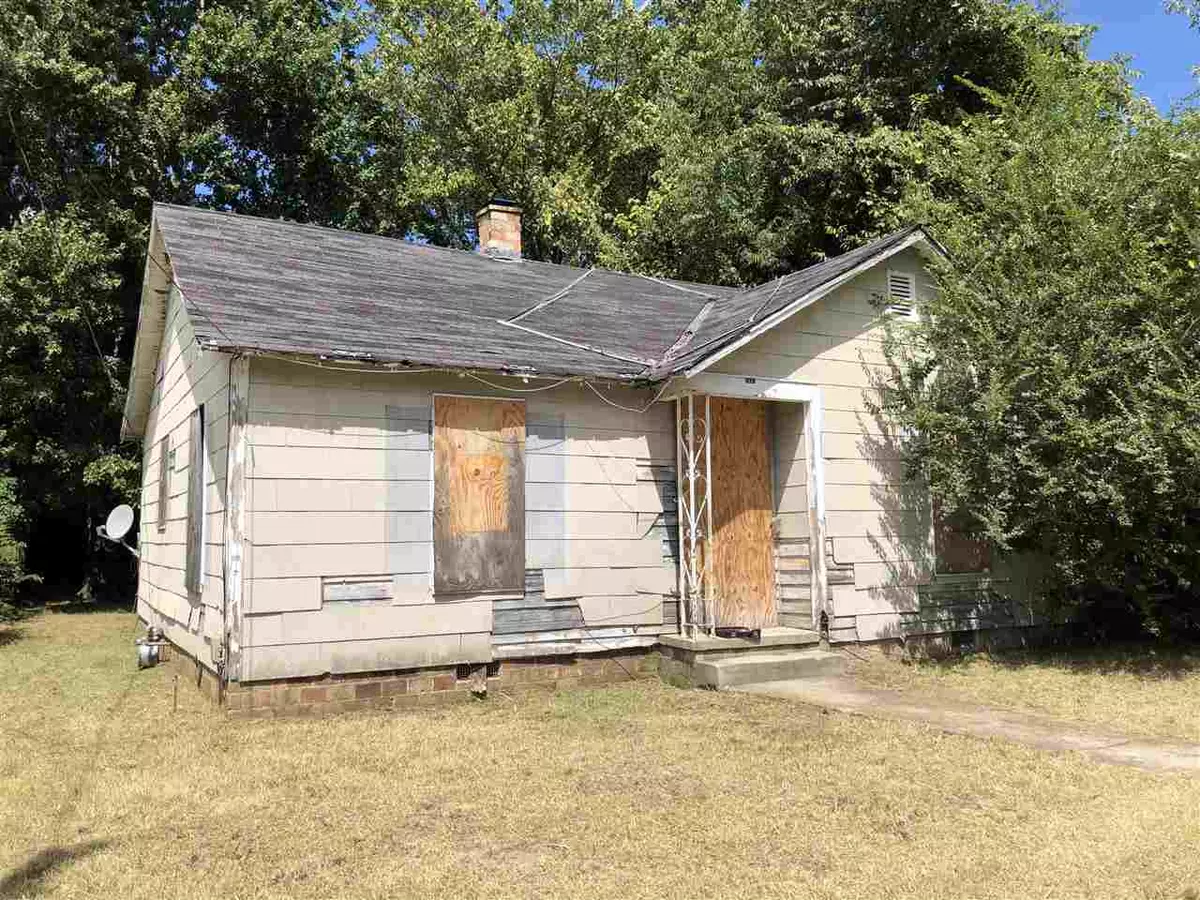 Humboldt, TN 38343,1631 POPLAR ST