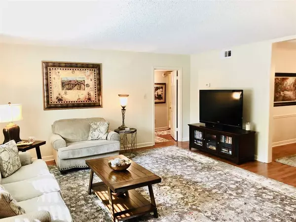 273 W CENTRAL PARK ST #4, Memphis, TN 38111