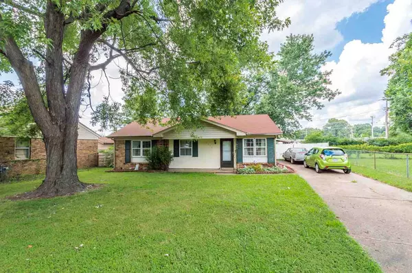 1598 WHITEHEAD DR, Southaven, TN 38671