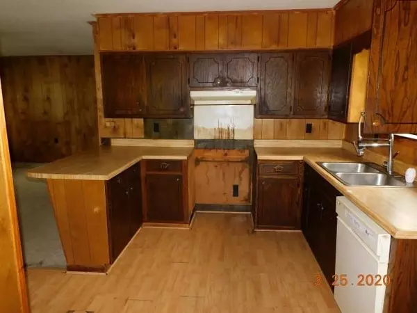 Hamilton, AL 35570,156 SCARLET DR