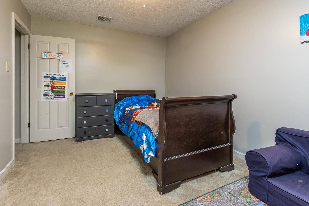 Collierville, TN 38017,405 BOULDINCREST DR