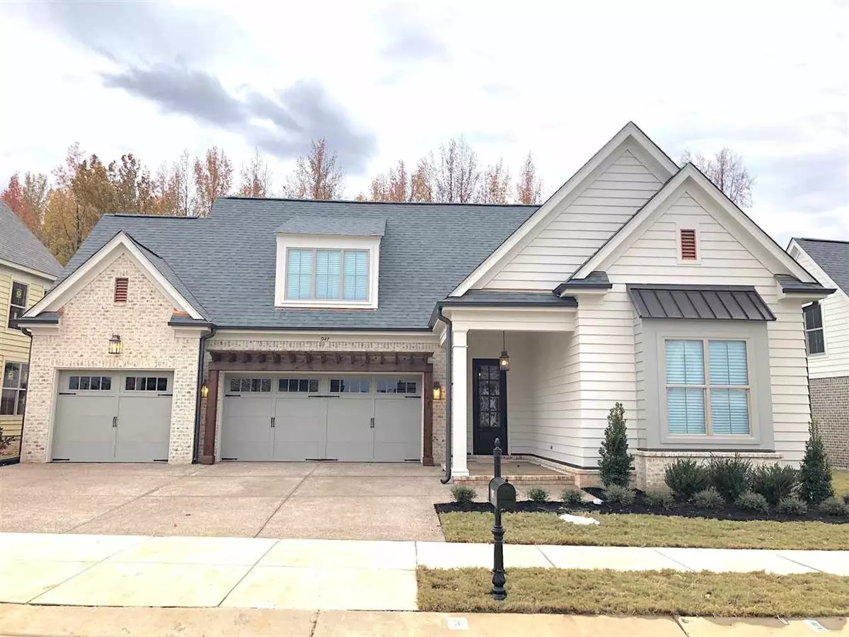 Collierville, TN 38017,947 CYPRESS VINE CV