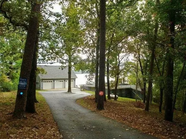 Counce, TN 38326,140 SPUMANTE LN