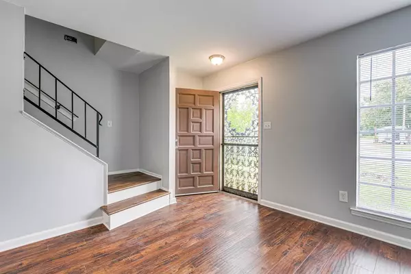 5565 PLEASANT VIEW DR #5565, Memphis, TN 38134