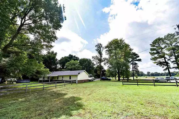 Unincorporated, TN 38011,1384 INDIAN CREEK RD