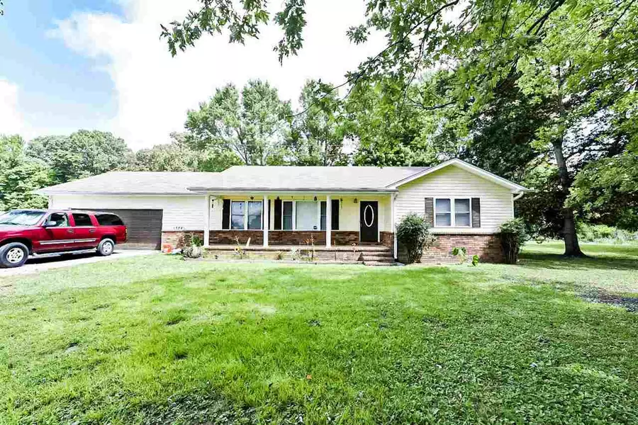 1384 INDIAN CREEK RD, Unincorporated, TN 38011