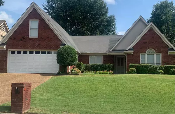 1740 MEADOW RIVER CV, Cordova, TN 38016