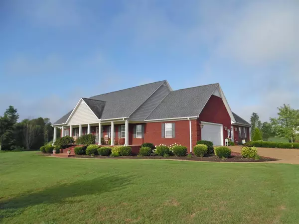 2705 OAK GROVE RD, Savannah, TN 38372