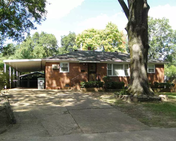 5000 SEA ISLE RD, Memphis, TN 38117