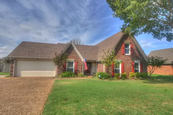 421 SHELLEY RENEE LN, Cordova, TN 38018