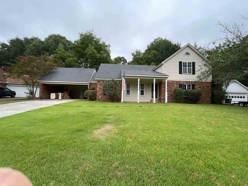 8046 CARAT CIR, Bartlett, TN 38133