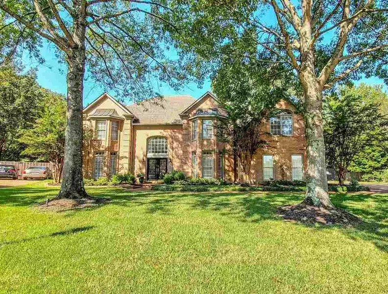 10230 POSTON OAKS CIR, Collierville, TN 38017