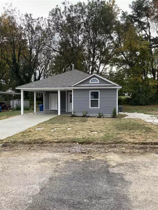 427 FISHER AVE, Covington, TN 38019